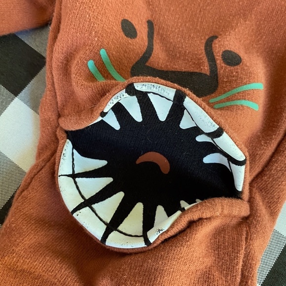 Cat & Jack Lion Joggers - Picture 2 of 4